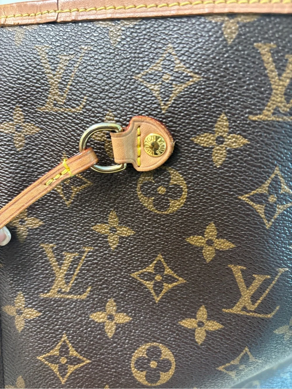 Louis Vuitton Neverfull MM Tote